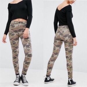PULL & BEAR Skinny Cargo Pants
